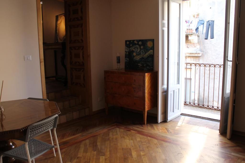 Treasures Apartment Catania Eksteriør billede